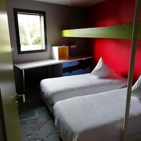 Des Rochers Hotel 3*
