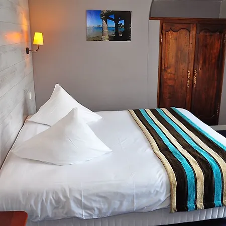 Des Rochers Hotel 3*